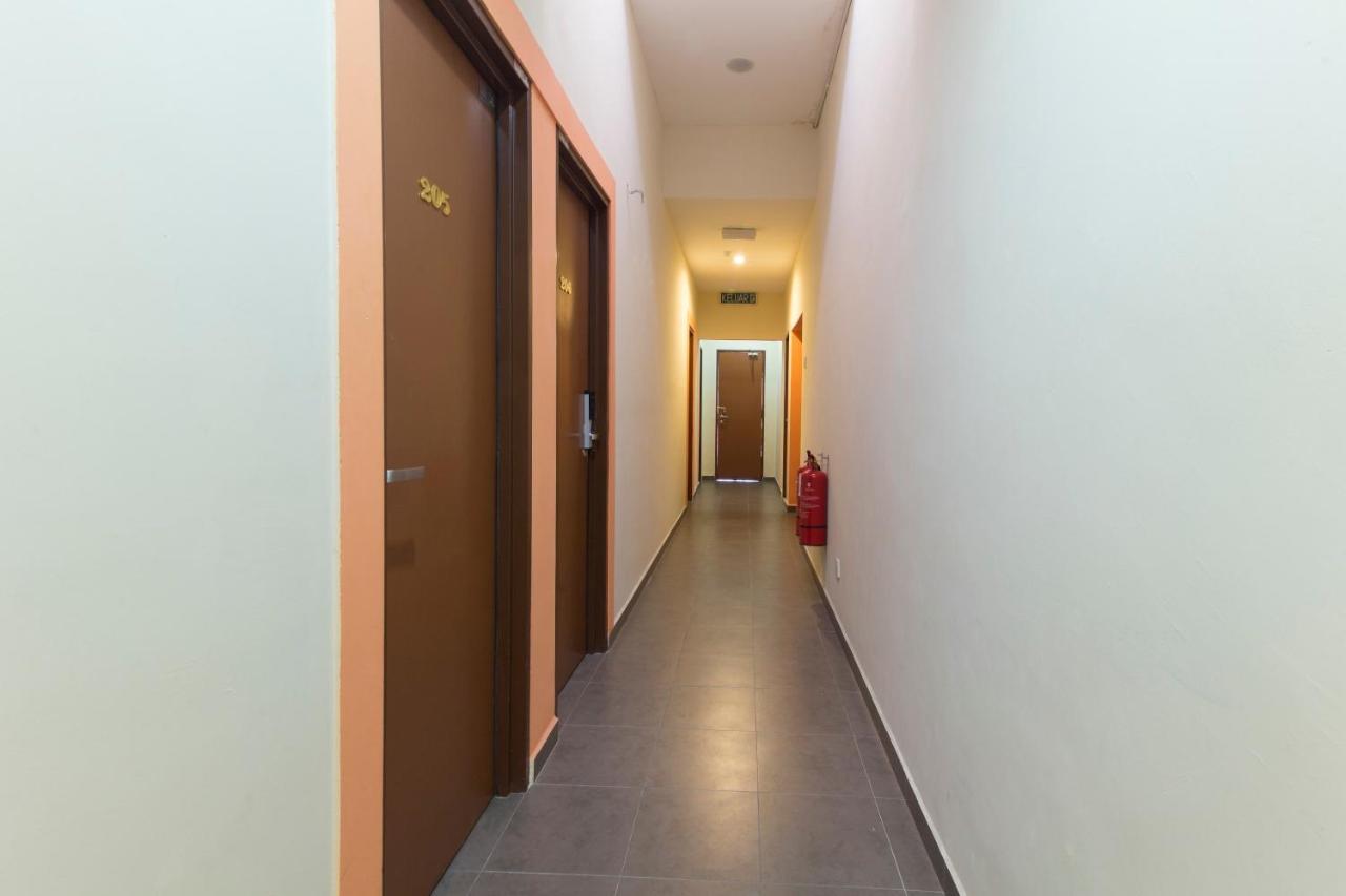 Chemor Inn Cemur Bagian luar foto